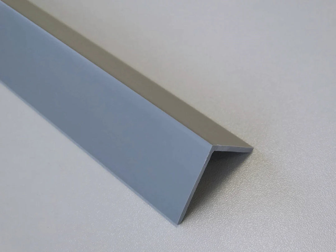 Profil d'angle en PVC Gris Titane 25mm